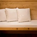 Unique Post Hotel