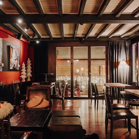 Unique Post Hotel 4*