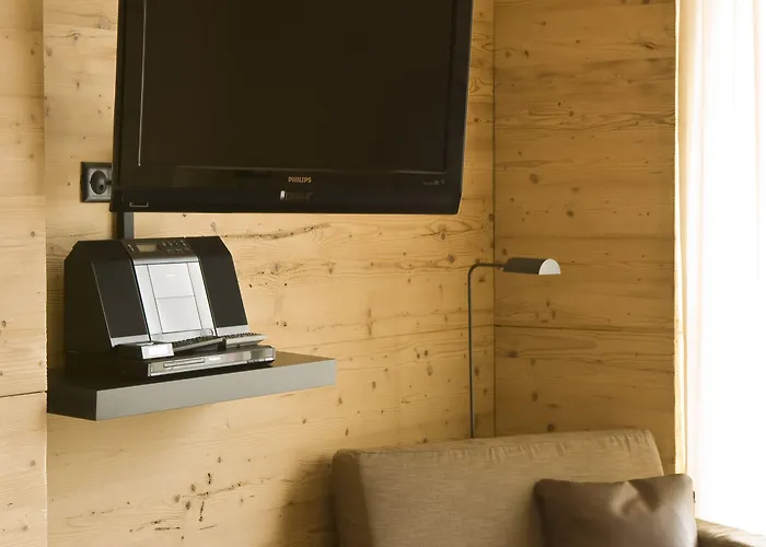 Hotel Unique Post 4*