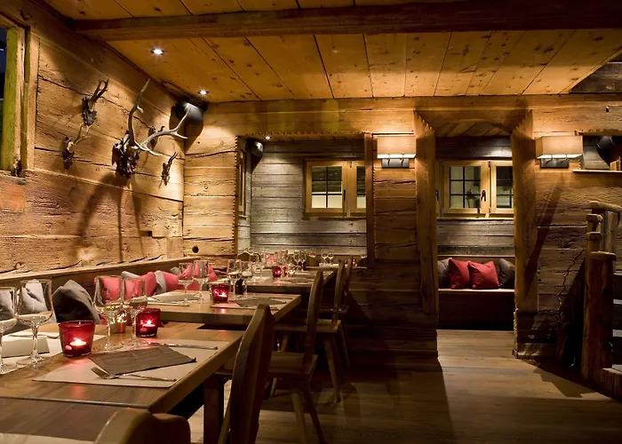 Hotel Unique Post 4*