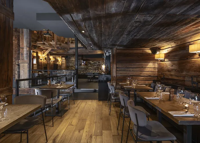 Hotel Unique Post 4*