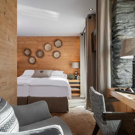 Hotel Unique Post
