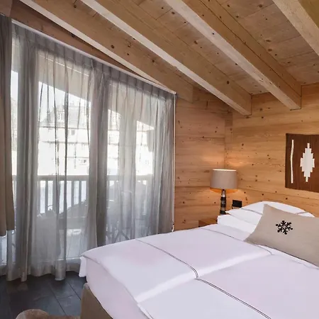 Hotel Unique Post 4*