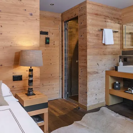 Hotel Unique Post 4*
