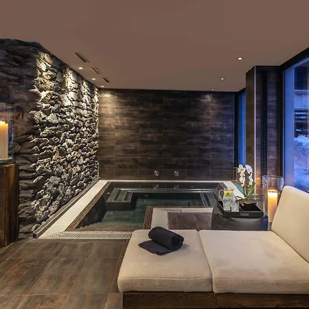 Hotel Unique Post 4*