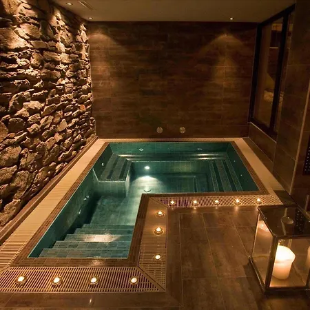 Hotel Unique Post 4*